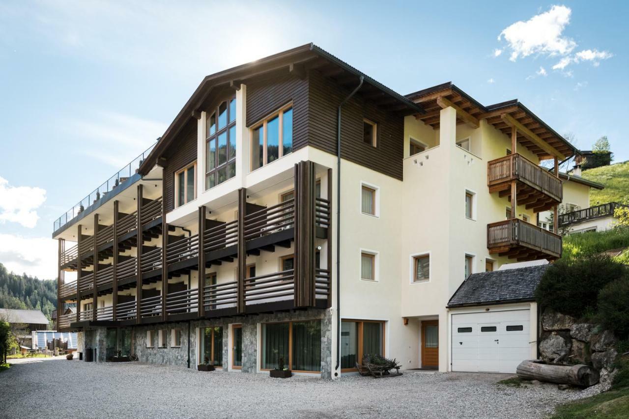 Hotel Alcialc ลาวาลเล ภายนอก รูปภาพ